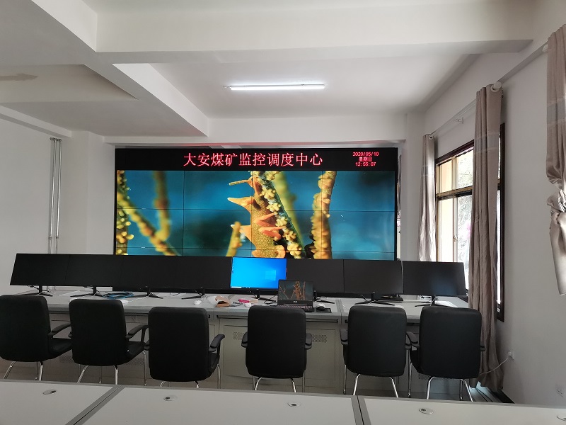 超窄邊液晶拼接屏價格多少錢？